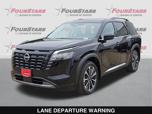 New 2026 Nissan Pathfinder Platinum FWD image 9