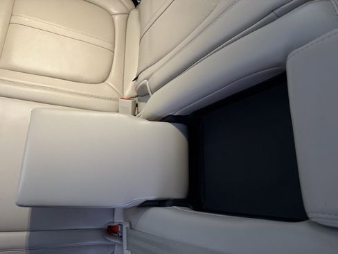 Used 2022 Lincoln Nautilus Reserve w/ Equipment Group 202A image 35