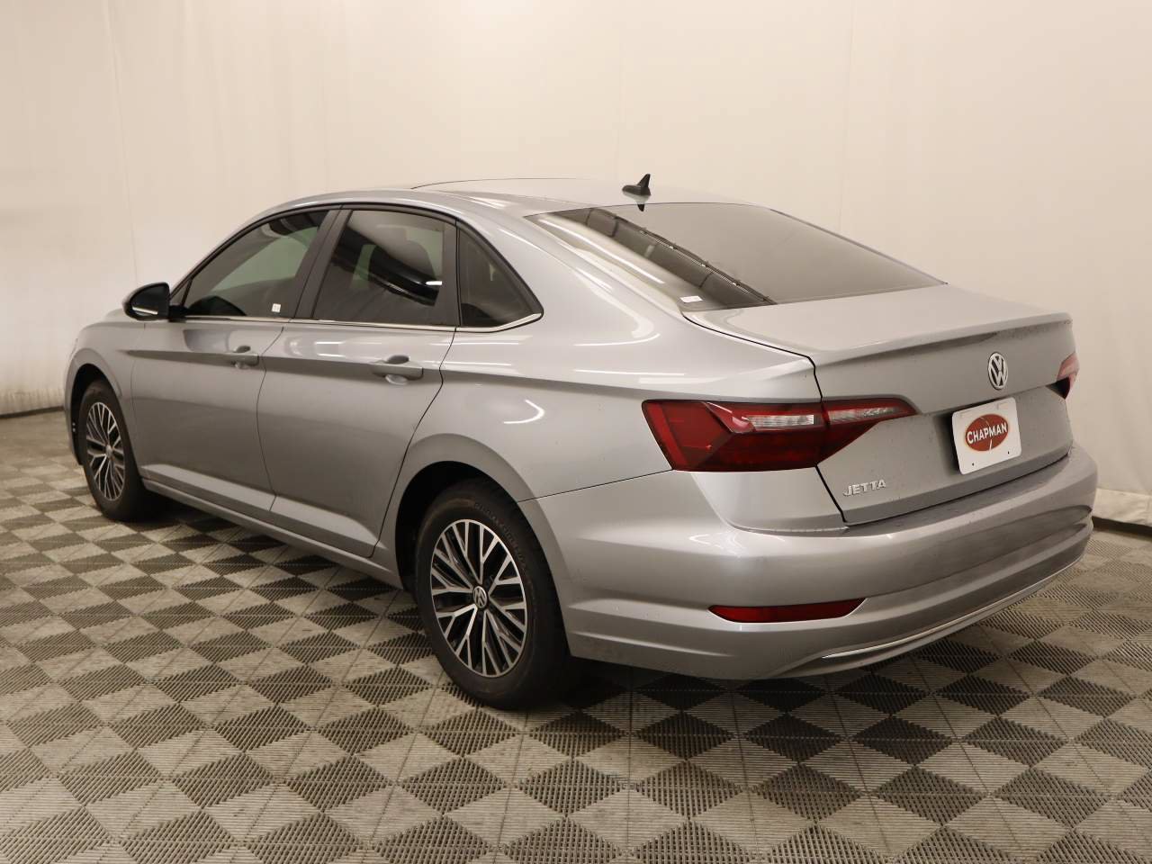Used 2020 Volkswagen Jetta SE FWD image 3