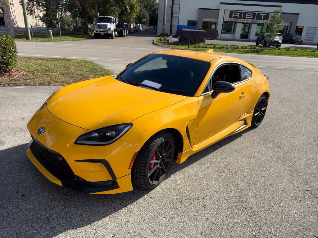 Used 2026 Toyota GR86 YUZU Limited w/ GR Aero Kit RWD image 6