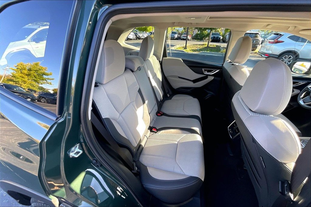Certified 2024 Subaru Forester Premium AWD/4WD image 26