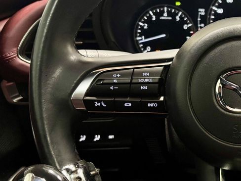 Used 2025 MAZDA MAZDA3 2.5 S Hatchback w/ Premium Pkg FWD image 22