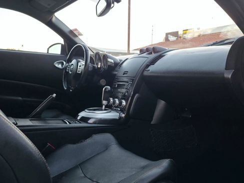 Used 2008 Nissan 350Z Touring image 20