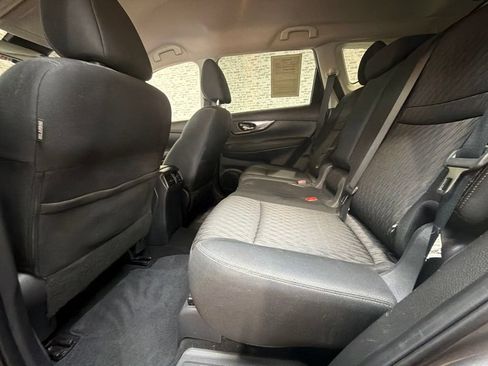 Used 2019 Nissan Rogue SV AWD/4WD image 14