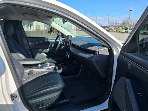 Used 2024 Ford Mustang Mach-E Premium image 11