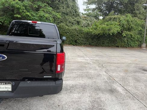 Used 2018 Ford F150 Lariat w/ Equipment Group 501A Mid AWD/4WD image 9