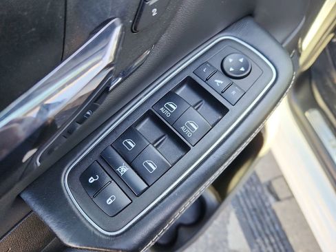 Used 2023 RAM 1500 Limited w/ Trailer Tow Group AWD/4WD image 34