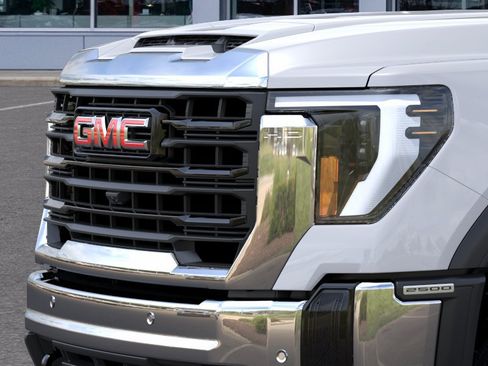 New 2026 GMC Sierra 2500 Pro w/ 1SA Pro Safety Plus Package AWD/4WD image 16