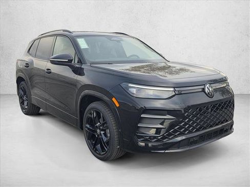 New 2026 Volkswagen Tiguan SE R-Line image 7