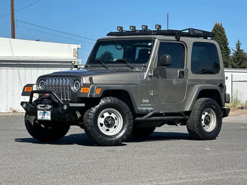 Used 2004 Jeep Wrangler SE AWD/4WD image 1