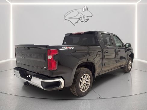 Used 2021 Chevrolet Silverado 1500 LT AWD/4WD image 6