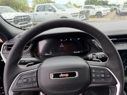 New 2026 Jeep Grand Cherokee Limited image 14