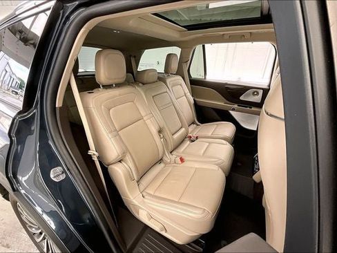 Used 2023 Lincoln Aviator Reserve w/ Equipment Group 201A AWD/4WD image 19