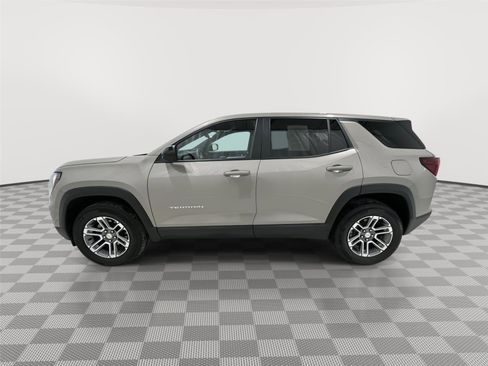 Used 2025 GMC Terrain Elevation image 2