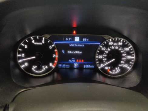 Used 2024 Nissan Altima 2.5 SV w/ SV Premium Package FWD image 23