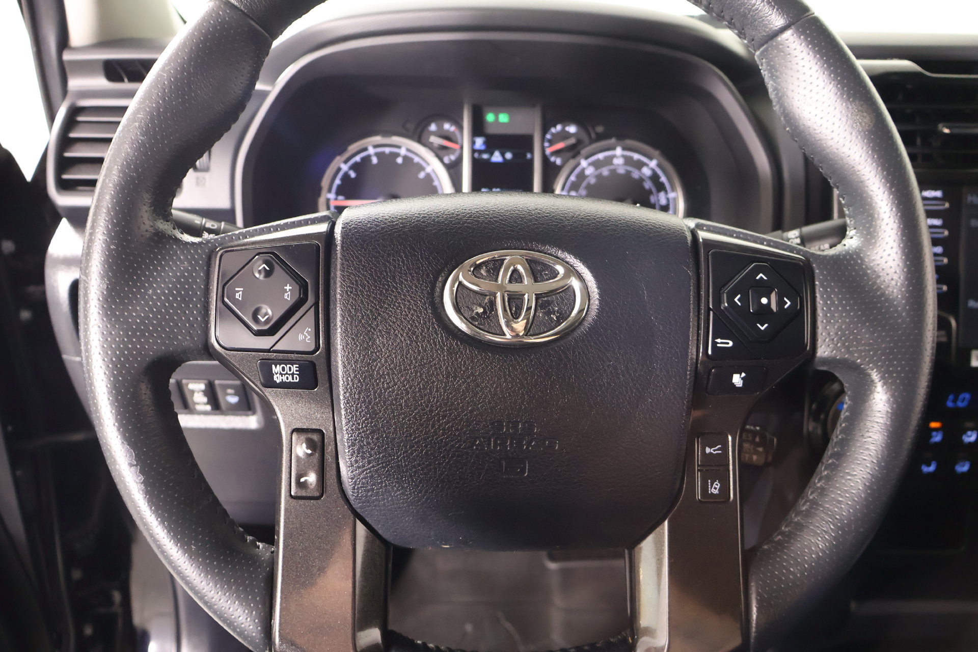 Used 2022 Toyota 4Runner TRD Pro AWD/4WD image 3