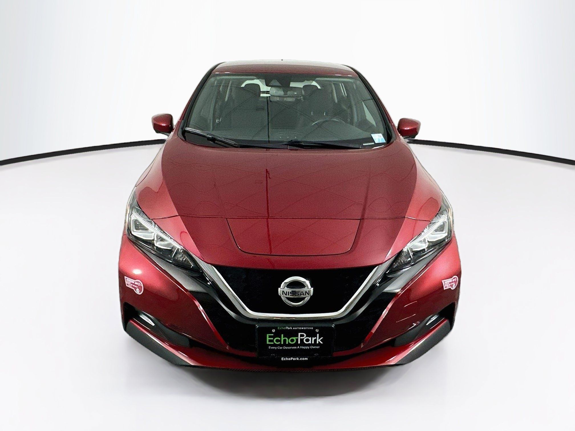 Used 2021 Nissan Leaf SV w/ SV Technology Package FWD image 2
