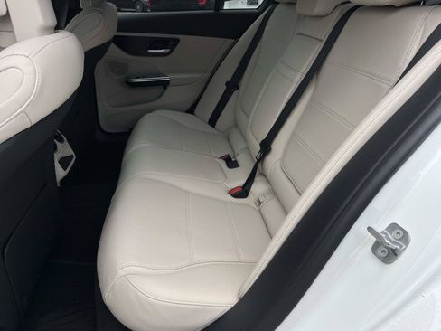 Certified 2024 Mercedes-Benz C 300 4MATIC Sedan image 18