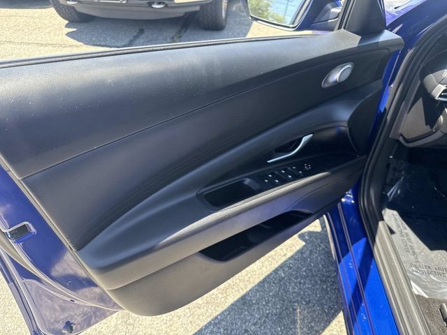 Certified 2024 Hyundai Elantra SEL FWD image 15
