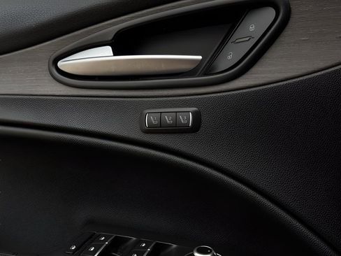 Used 2022 Alfa Romeo Stelvio Ti image 19