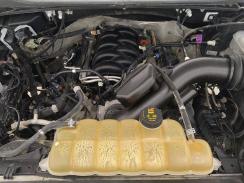 Used 2019 Ford F150 XL w/ Equipment Group 101A Mid AWD/4WD image 30