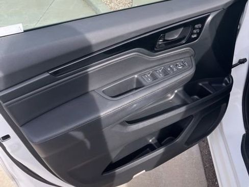 Certified 2024 Honda Odyssey Touring image 36