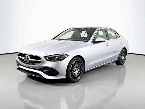 Used 2022 Mercedes-Benz C 300 4MATIC Sedan image 3