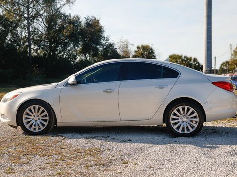Used 2013 Buick Regal Premium image 3