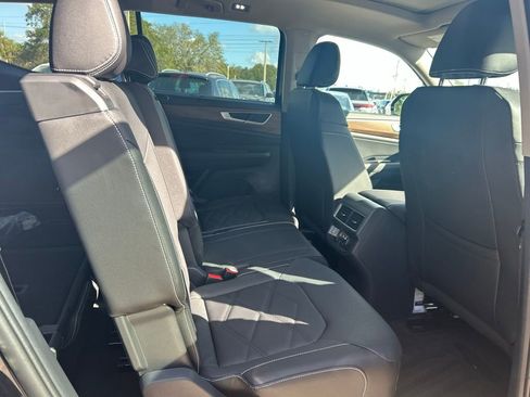 New 2026 Volkswagen Atlas SE FWD image 39