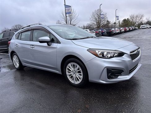 Used 2018 Subaru Impreza 2.0i Premium image 13