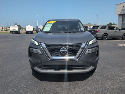 Used 2023 Nissan Rogue SV AWD/4WD image 3