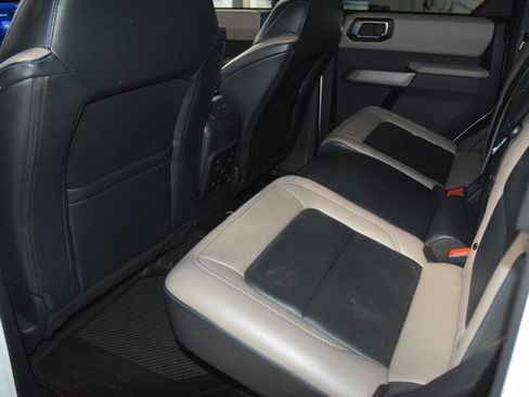 Used 2021 Ford Bronco Wildtrak image 43