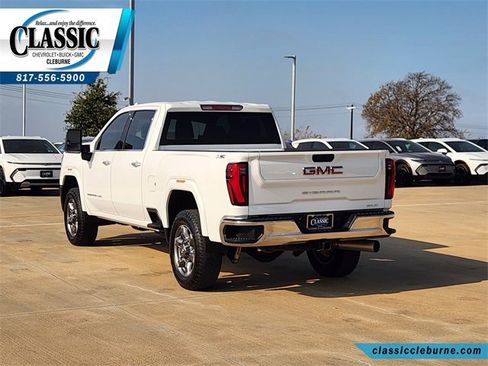 Used 2025 GMC Sierra 2500 SLT w/ SLT Convenience Package image 7