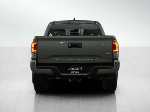 Used 2023 Toyota Tacoma TRD Sport image 6