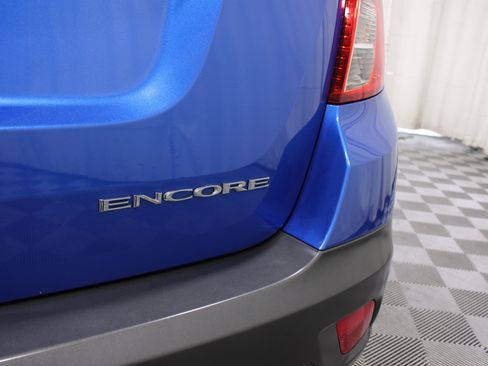 Used 2016 Buick Encore FWD image 2