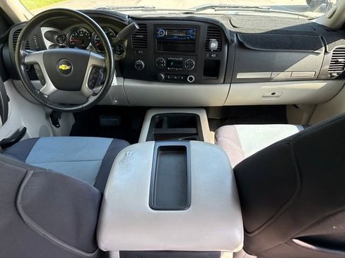 Used 2011 Chevrolet Silverado 1500 LT w/ All-Star Edition AWD/4WD image 18