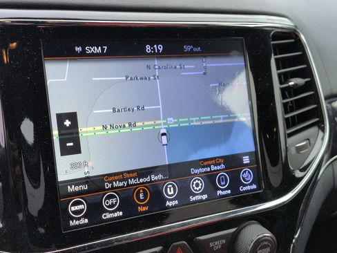 Used 2020 Jeep Grand Cherokee Overland image 22