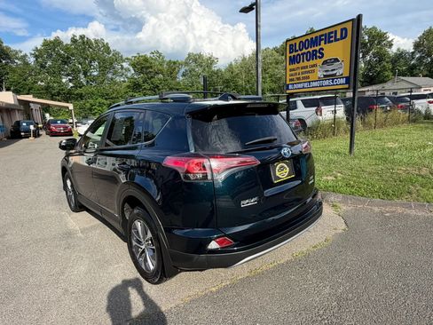 Used 2017 Toyota RAV4 XLE w/ All Weather Liner Package AWD/4WD image 7