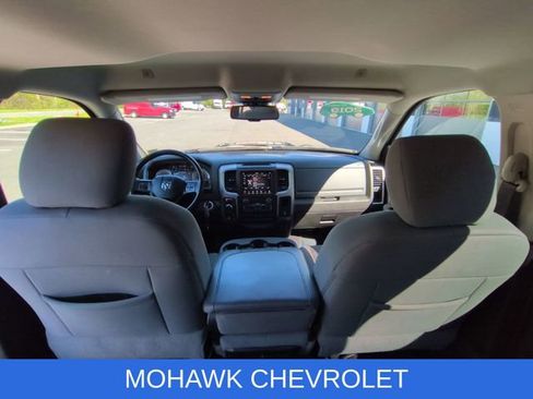 Used 2019 RAM 1500 Classic SLT w/ Luxury Group AWD/4WD image 19