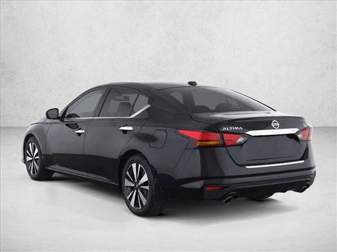 Used 2021 Nissan Altima 2.5 SL FWD image 5