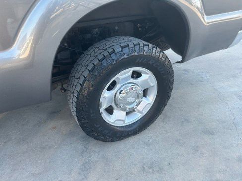 Used 2012 Ford F250 XLT w/ XLT Interior Pkg image 10