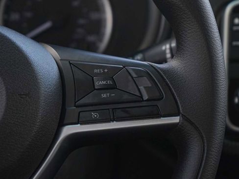 Used 2021 Nissan Kicks S FWD image 18
