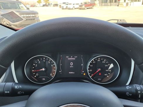 Used 2019 Jeep Compass Sport image 18