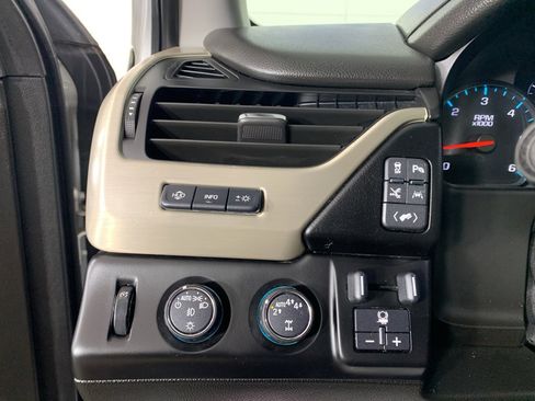 Used 2017 GMC Yukon XL Denali w/ Open Road Package image 17