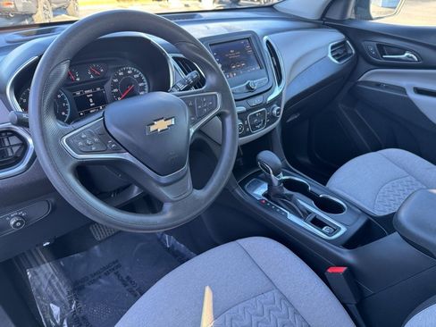 Used 2023 Chevrolet Equinox LS w/ Driver Confidence II Package image 14