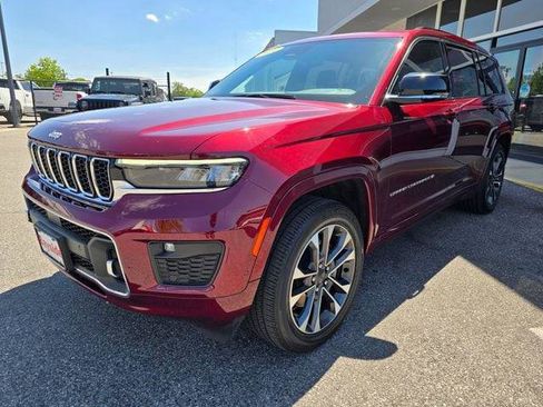 Certified 2024 Jeep Grand Cherokee L Overland w/ Luxury Tech Group IV AWD/4WD image 29