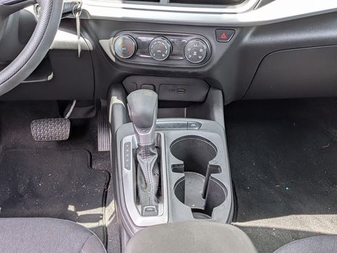 Used 2024 Chevrolet Trax LS w/ Driver Confidence Package FWD image 19