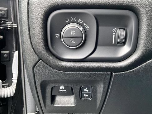 Used 2024 RAM 1500 Rebel w/ Rebel Level 2 Equipment Group AWD/4WD image 17