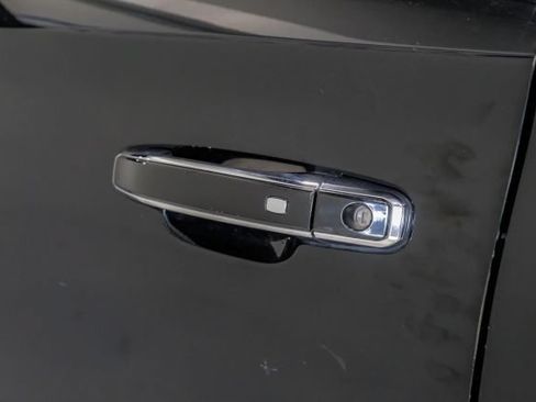 Used 2015 GMC Yukon Denali w/ Touring Package AWD/4WD image 55