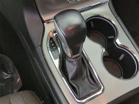 Used 2020 Jeep Grand Cherokee Laredo image 15